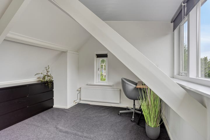 Foto 42 van Valleistraat 164