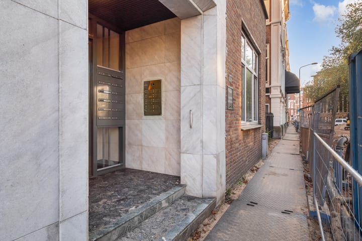 Photo 7 of Anna Paulownastraat 117-9