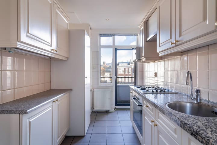 Photo 16 of Anna Paulownastraat 117-9