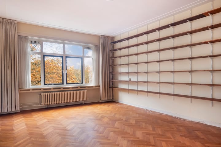 Photo 30 of Anna Paulownastraat 117-9