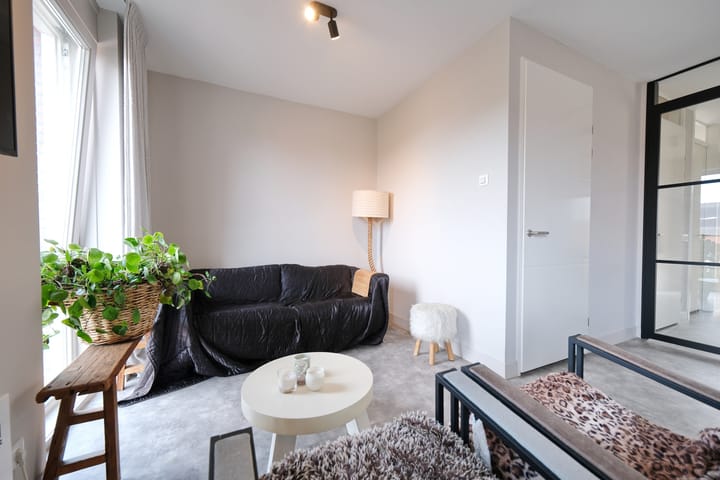 Foto 3 van Reehorsterweg 27-J