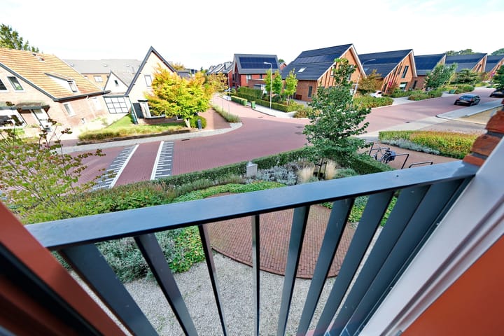 Foto 4 van Reehorsterweg 27-J