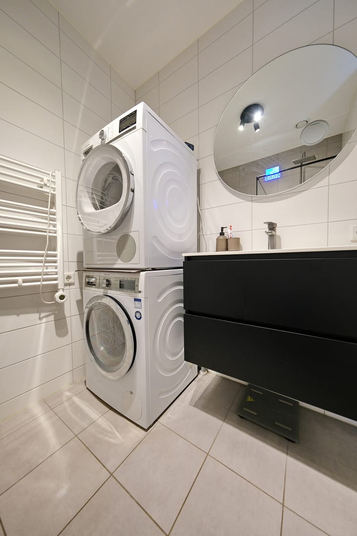 Foto 15 van Reehorsterweg 27-J