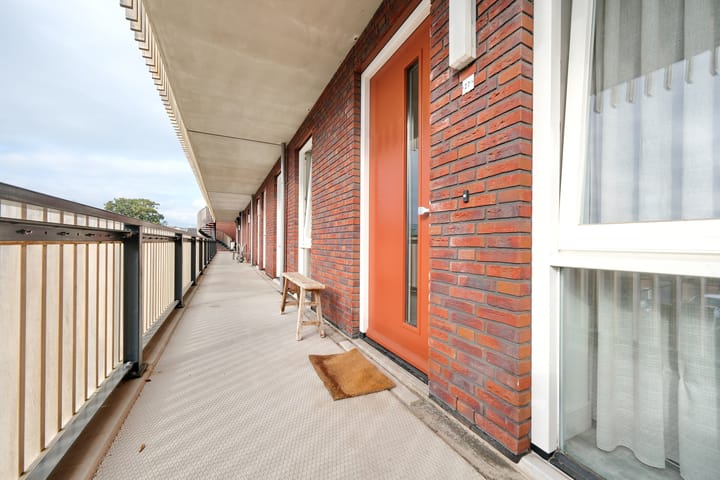 Foto 19 van Reehorsterweg 27-J