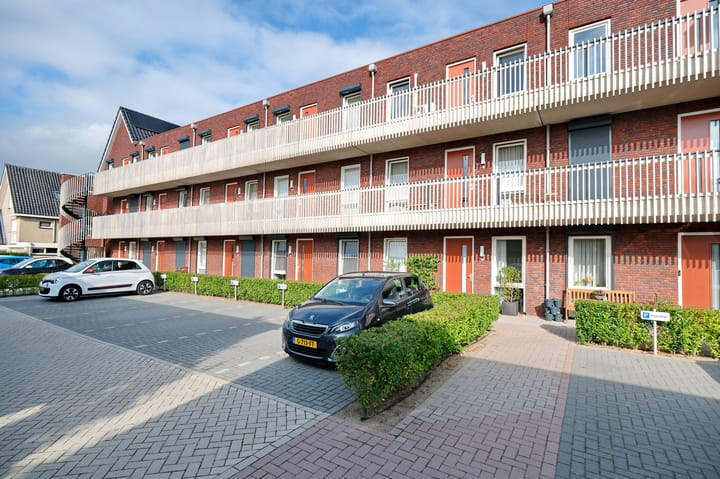 Foto 21 van Reehorsterweg 27-J