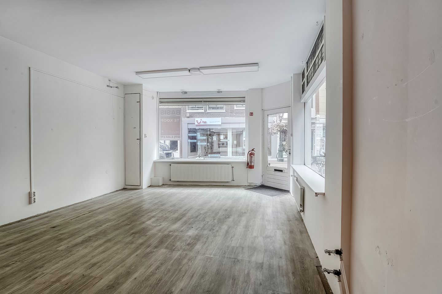 Bekijk foto 2 van Haarlemmerstraat 210