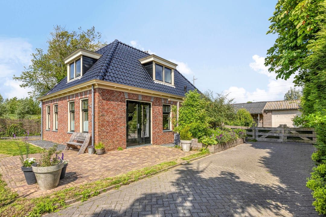 Photo 2 of Smuigelweg 1-A