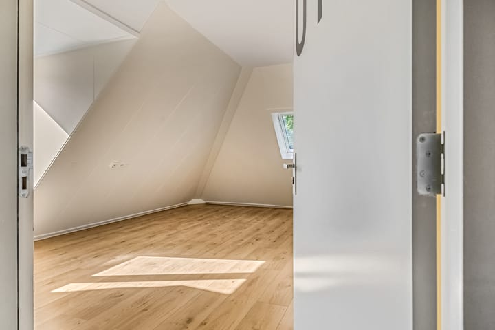 Foto 10 van Beukenlaan 2-C1