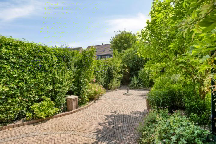 Foto 25 van Rosa Spierstraat 22