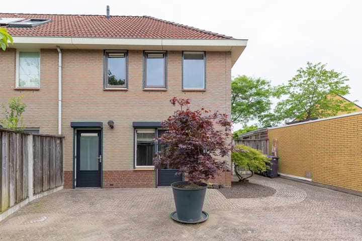 Foto 35 van W. Dreeslaan 1