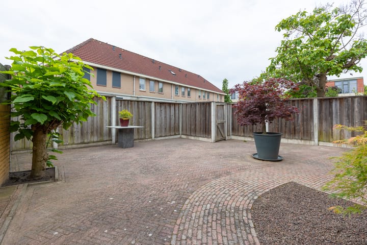 Foto 37 van W. Dreeslaan 1