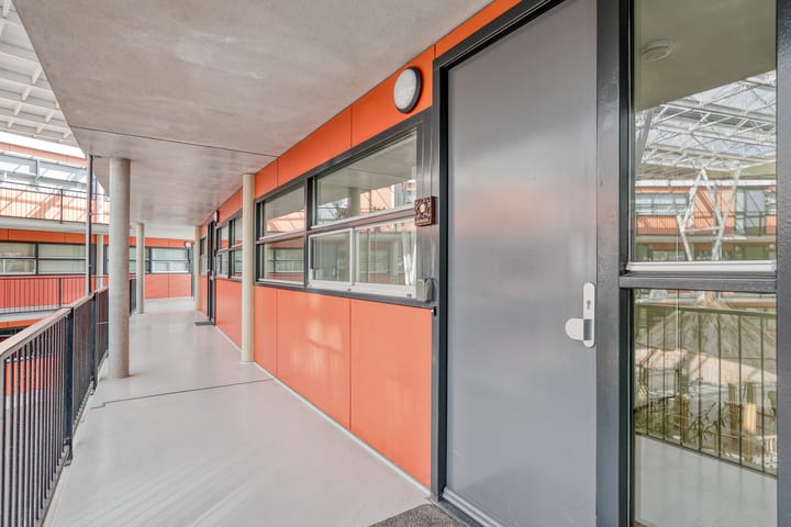 Photo 27 of Parelgras 102