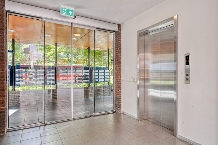 Photo 30 of Parelgras 102