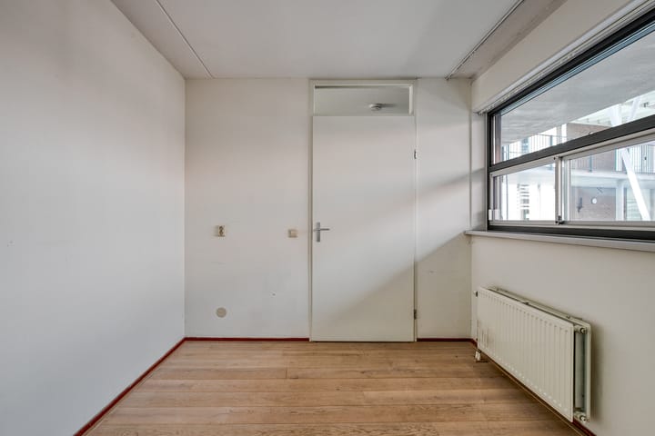 Photo 21 of Parelgras 102