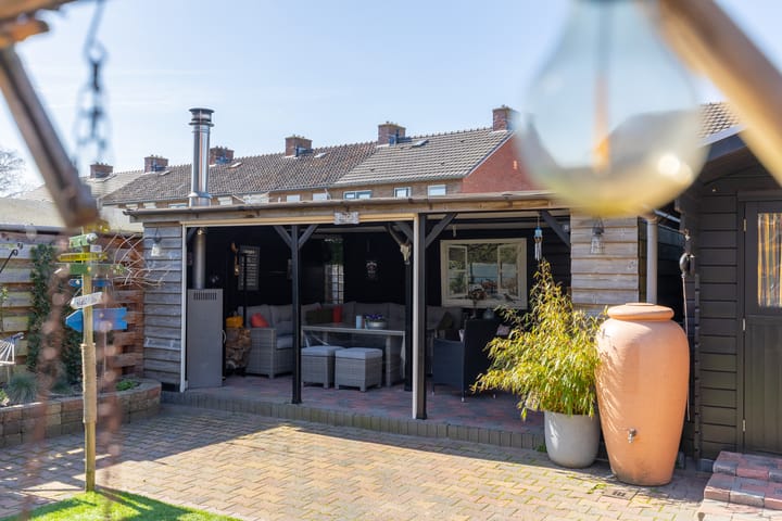 Foto 44 van Zwaluwstraat 11