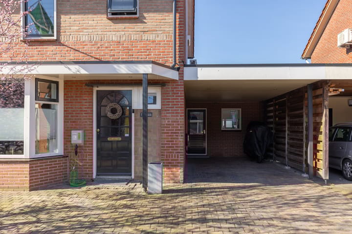 Foto 47 van Zwaluwstraat 11