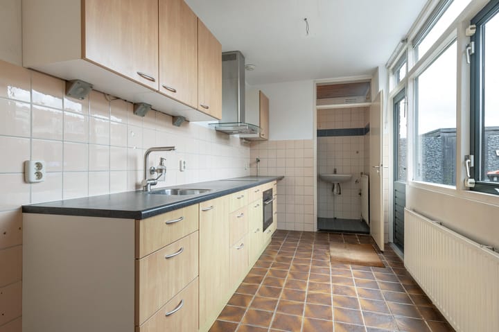 Photo 6 of Jasmijnstraat 13