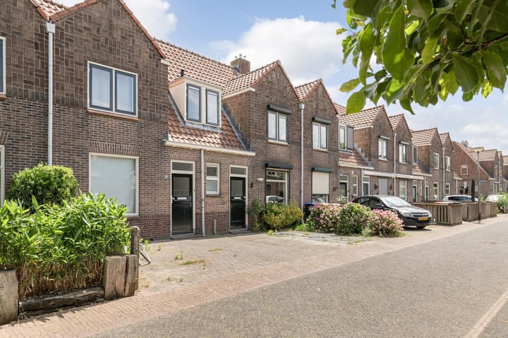 Photo 33 of Jasmijnstraat 13