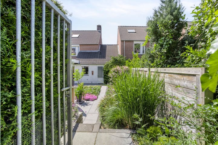 Foto 27 van Honigmannstraat 57