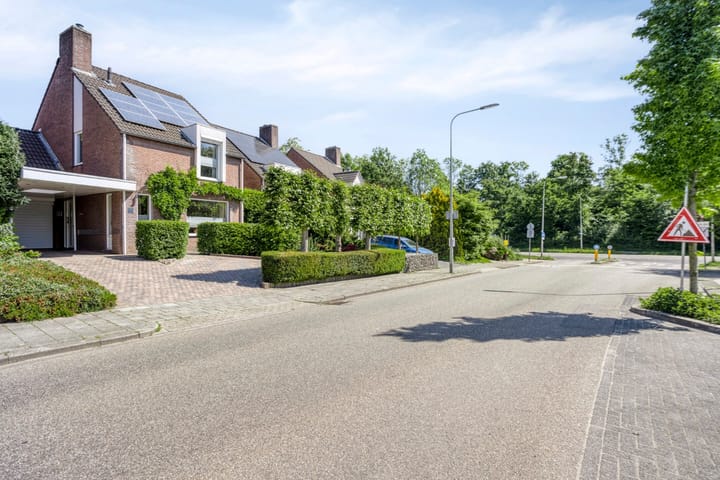 Foto 33 van Honigmannstraat 57