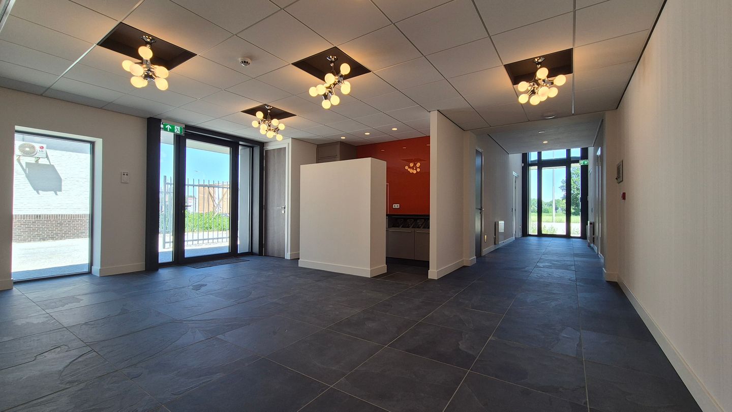 Bekijk foto 3 van Amentstraat 15