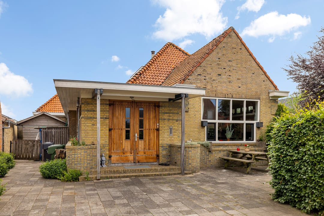 Photo 1 of Rients Westrastrjitte 1