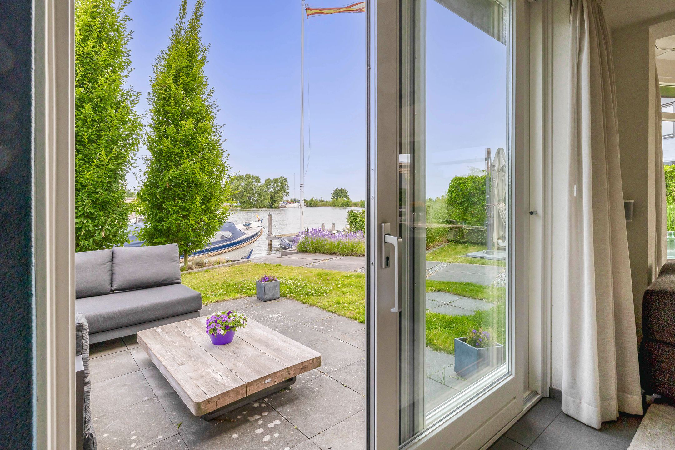 Foto 3 van Leeuwerik 4