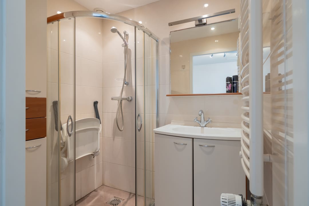 Photo 13 of Burgemeester van Fenemaplein 2-A0201