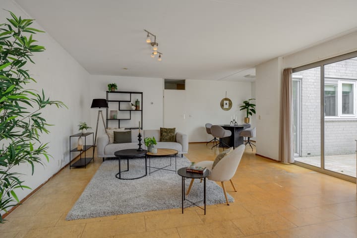 Foto 2 van Livornolaan 12