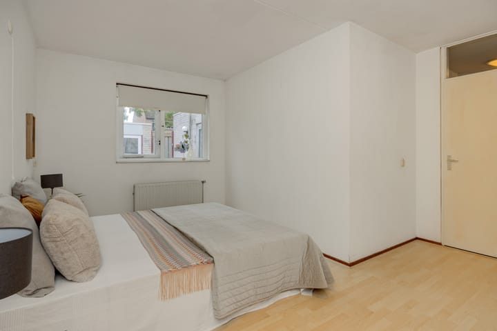 Foto 16 van Livornolaan 12