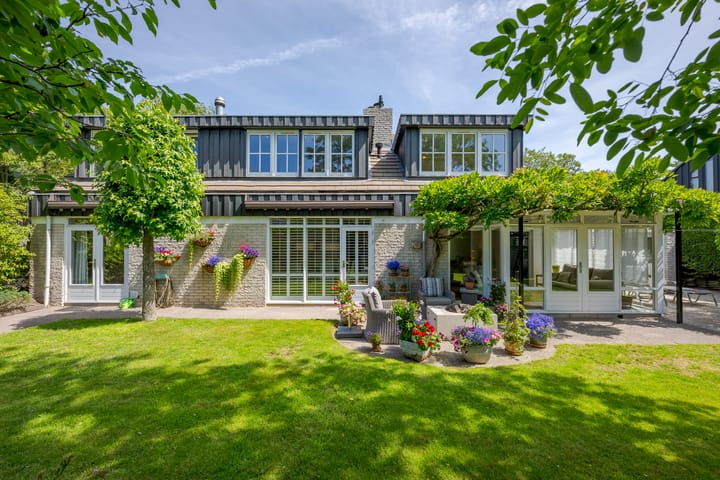 Foto 1 van Karel Doormanlaan 21