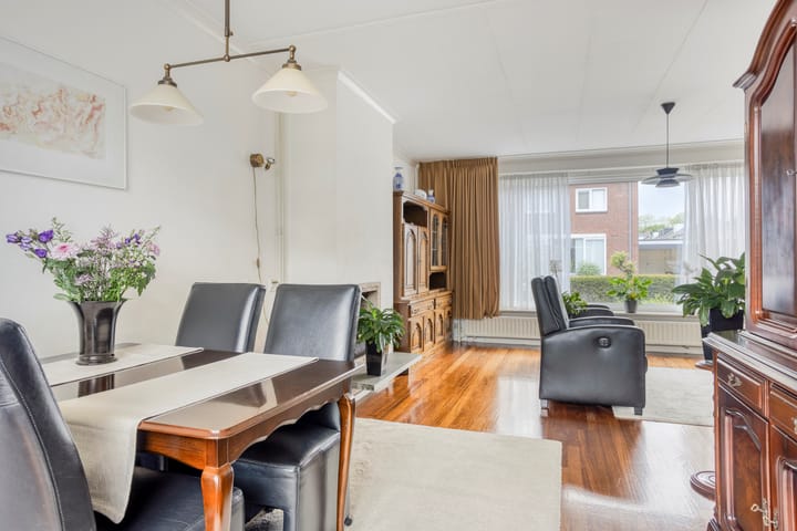 Foto 2 van Carry van Bruggenstraat 12