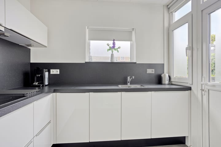 Foto 11 van Carry van Bruggenstraat 12