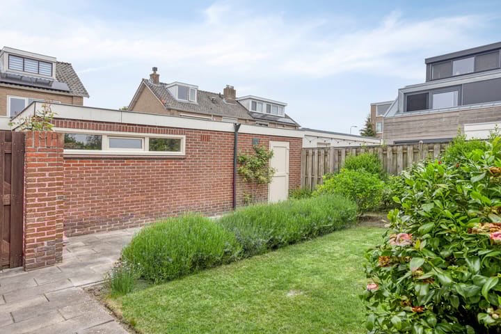 Foto 27 van Carry van Bruggenstraat 12