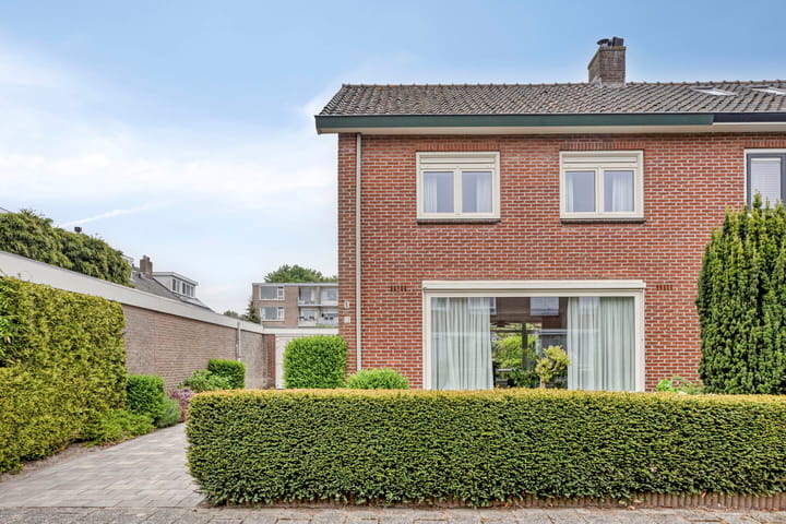 Foto 30 van Carry van Bruggenstraat 12