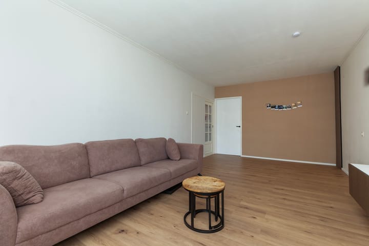 Foto 6 van Van Anrooystraat 165