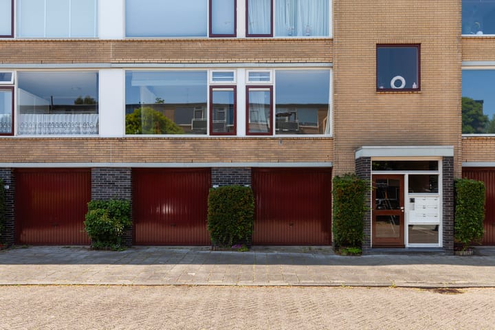 Foto 26 van Van Anrooystraat 165