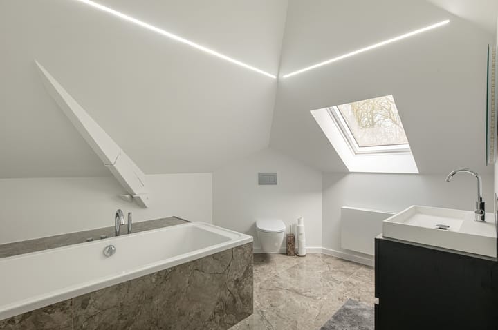 Foto 24 van Alfons Servaislei 84