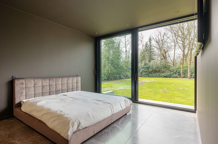 Foto 28 van Alfons Servaislei 84