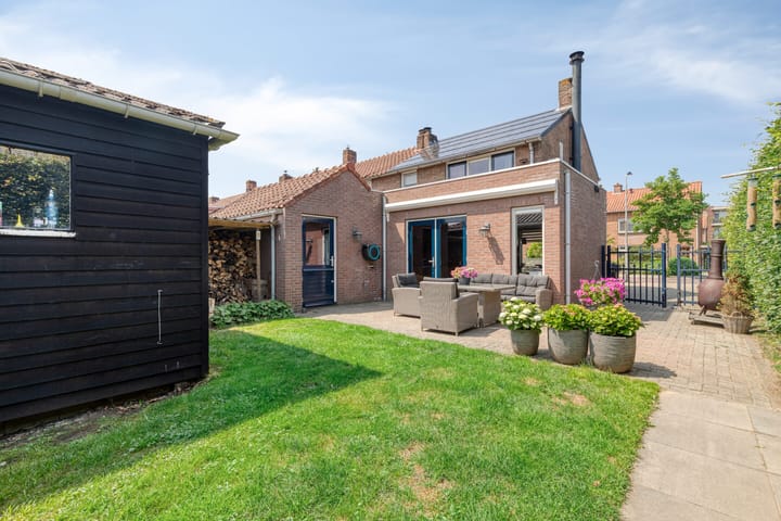 Foto 15 van Koninginneweg 56