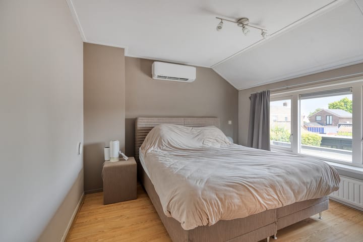 Foto 18 van Koninginneweg 56