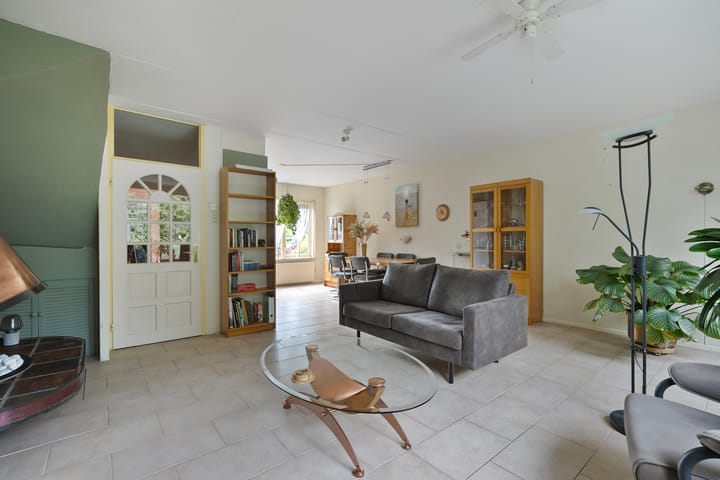 Photo 15 of Boterbloem 10