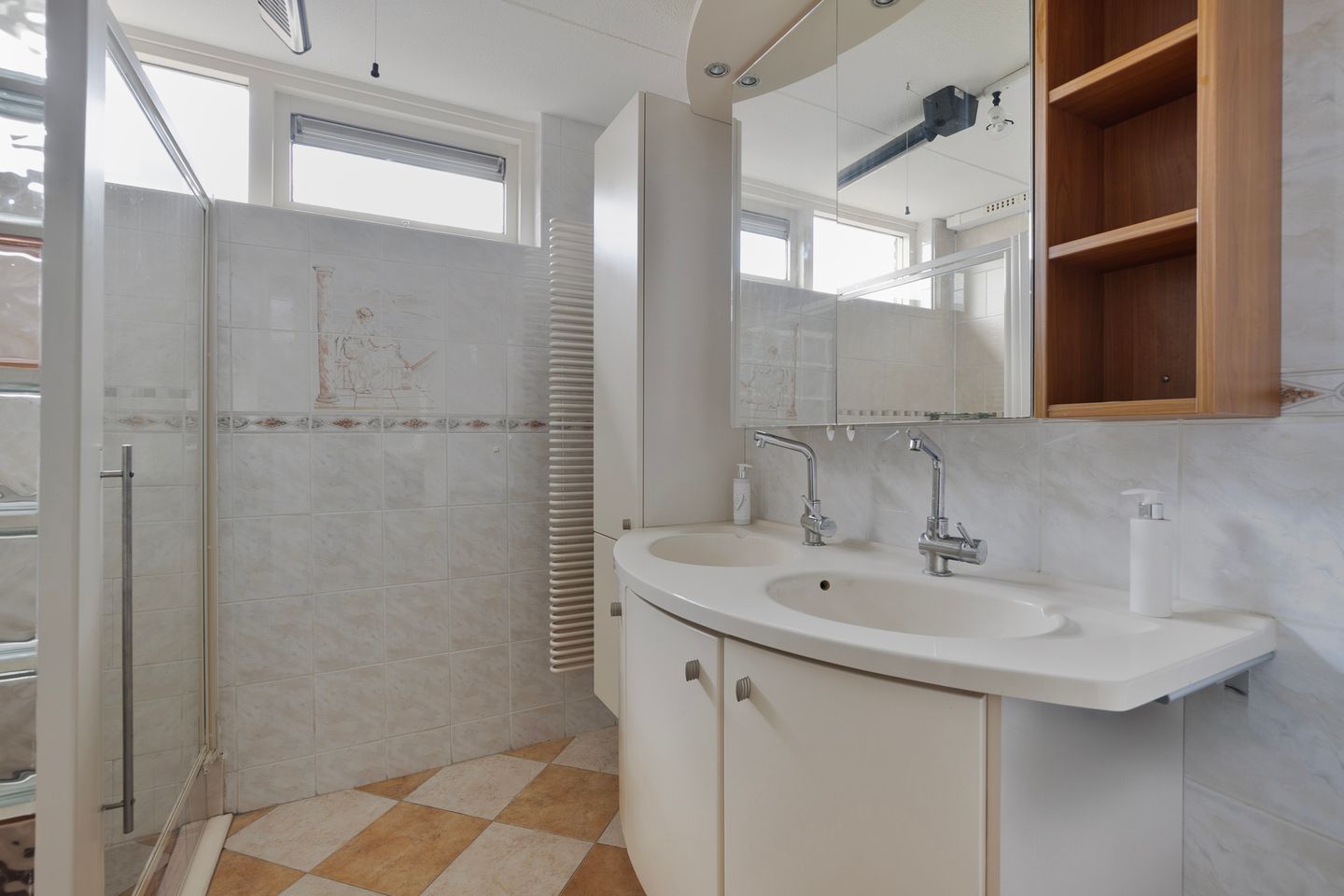 Foto 5 van Boterbloem 10