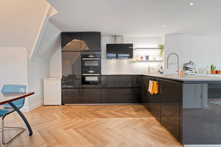 Foto 2 van Thomas a Kempisstraat 83-B