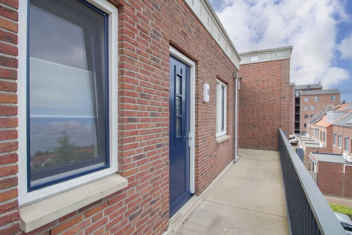 Foto 23 van Huurdemanskamp 16