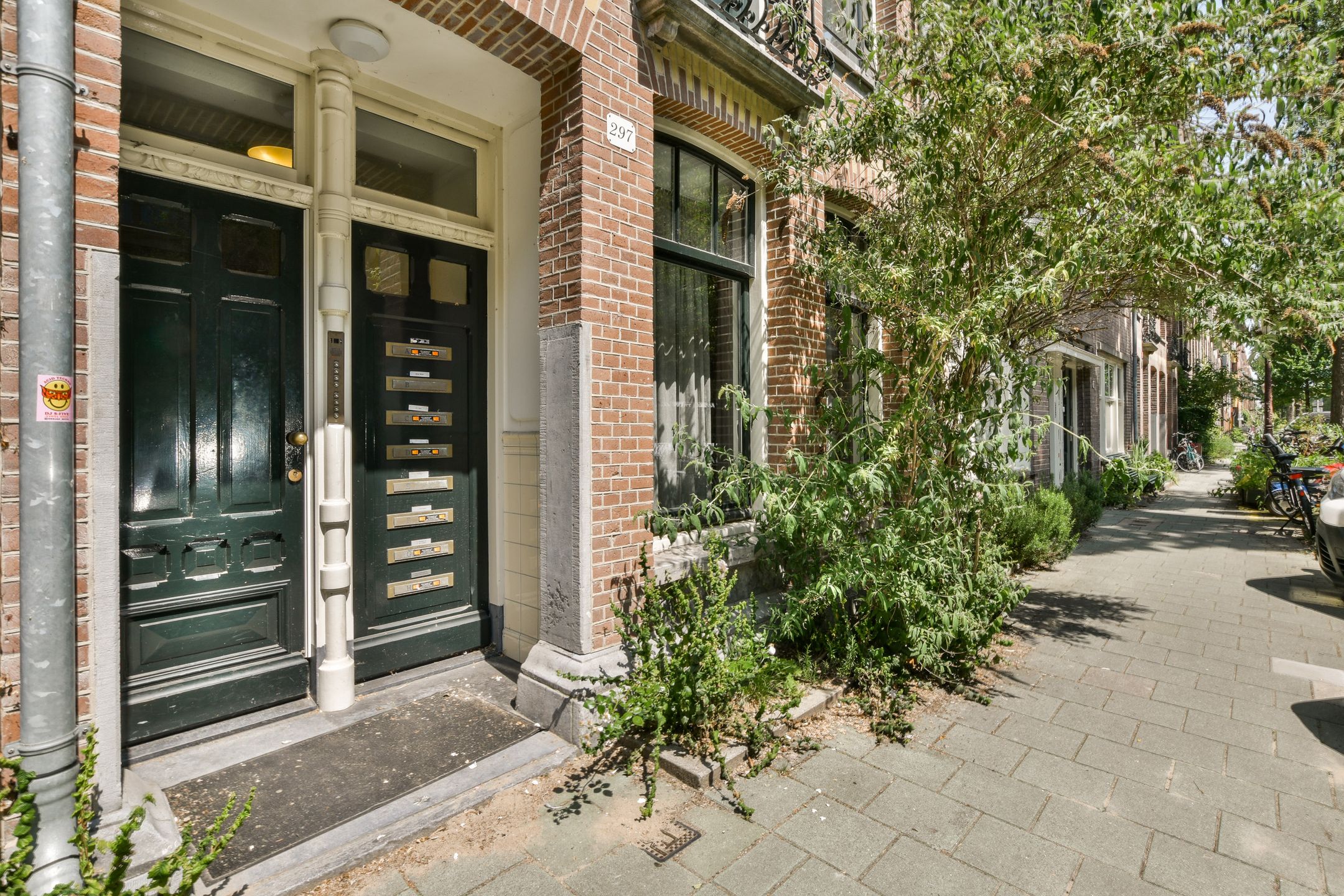 Foto 30 van Vrolikstraat 297-D