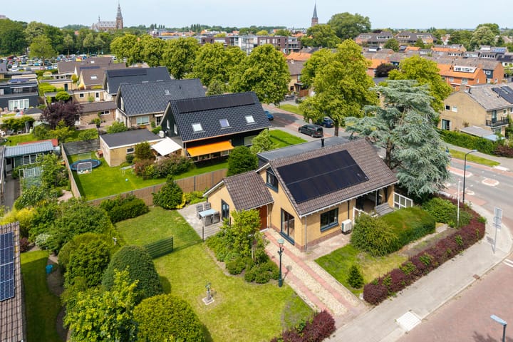 Foto 1 van Julianalaan 18