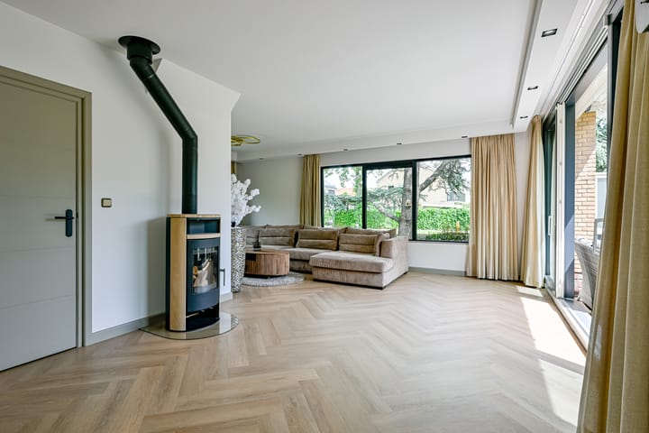 Foto 6 van Julianalaan 18