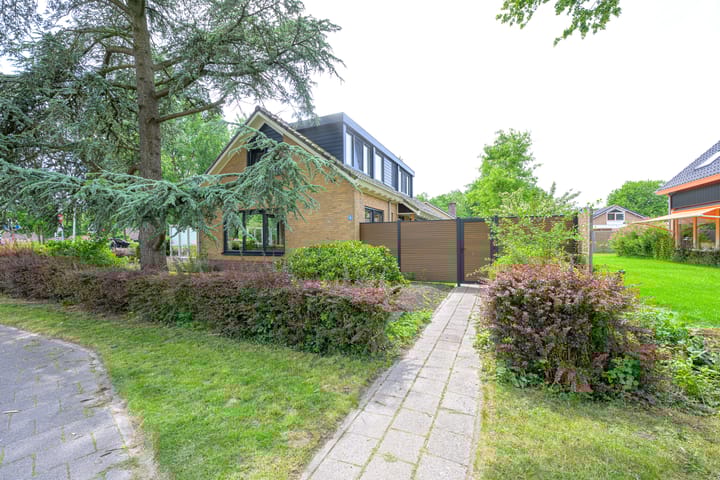 Foto 30 van Julianalaan 18