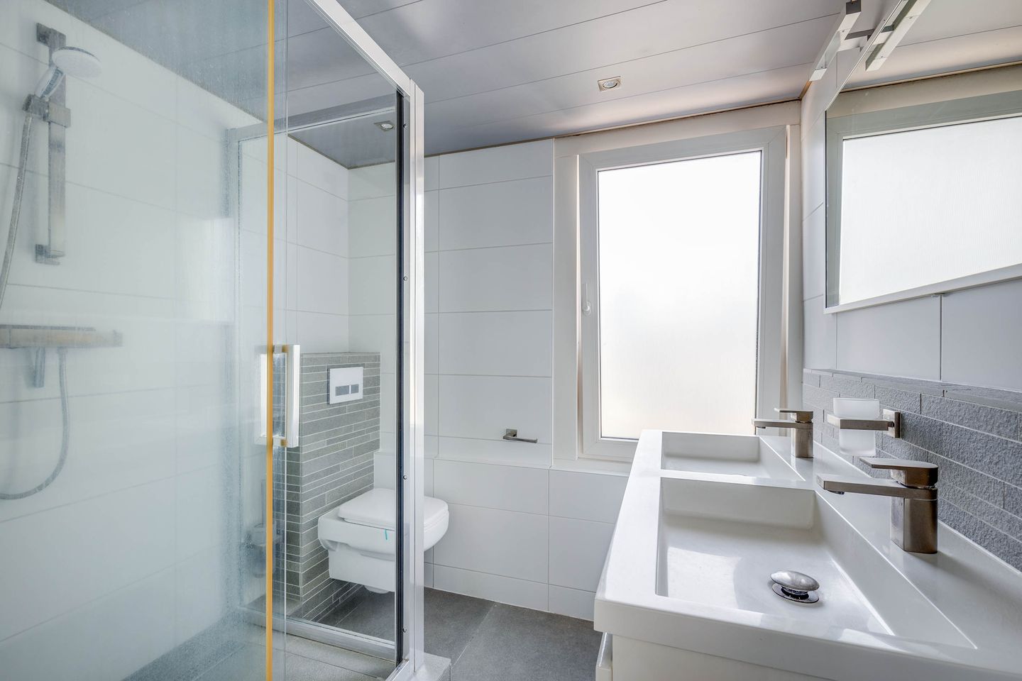 Foto 20 van De Thun 46